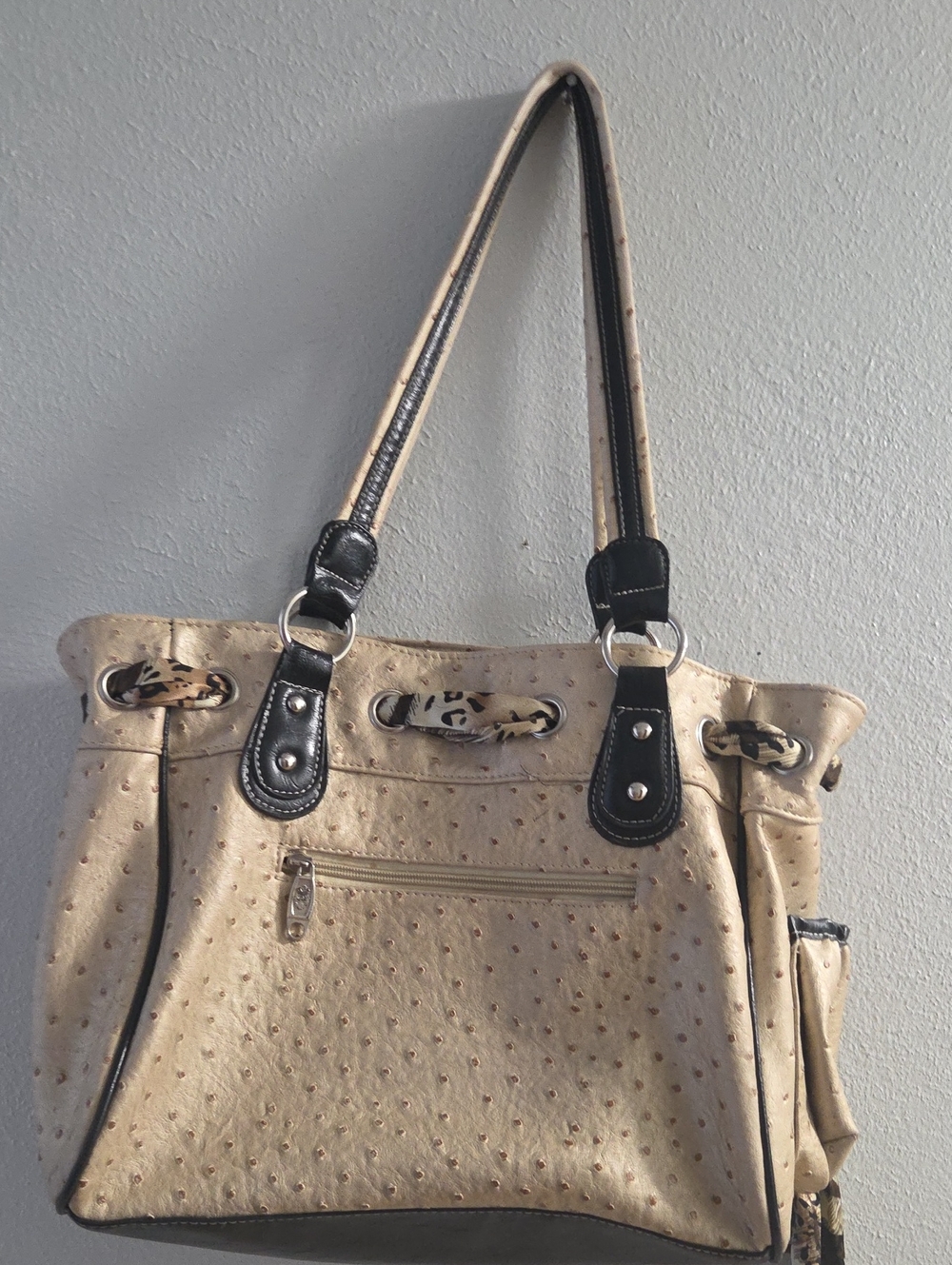 Womens Faux Ostrich Western Rhinestone Cheetah Cross Shoulder Bag Purse - Picture 14 of 17